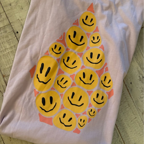 NWT LONG SLEEVE TEES SZ MEDIUM 8/0 - Picture 6 of 6